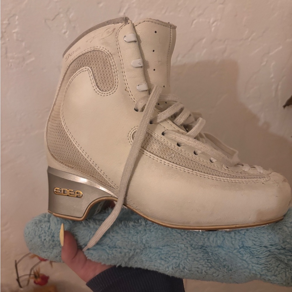 Edea Ice Fly Ice Skates 230 B